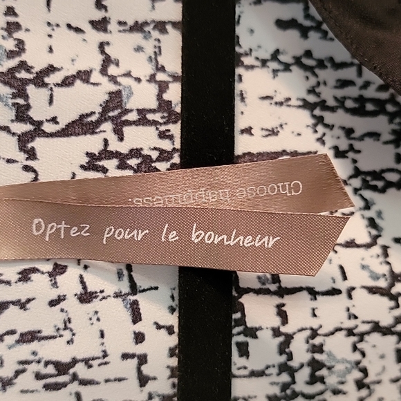 Pennington zip up blouse - Picture 2 of 5